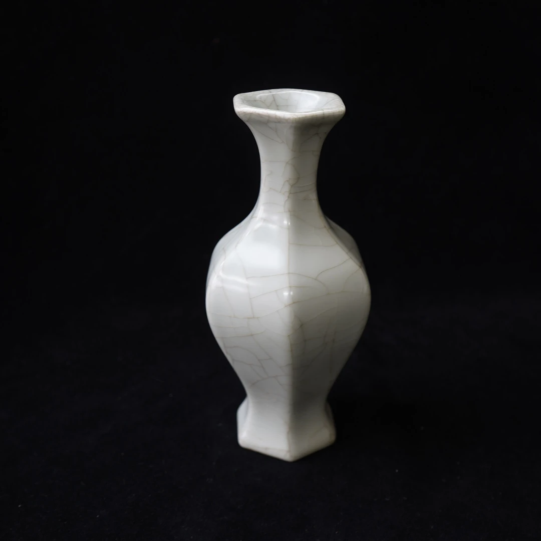 官窑六方瓶#193#