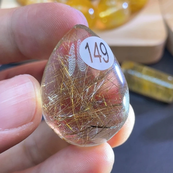 未镶嵌颈饰水晶p****8