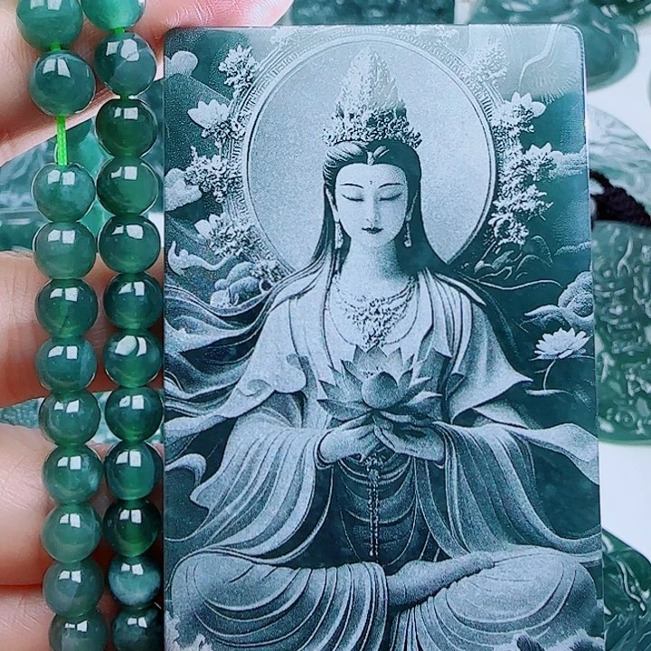 翡翠未镶嵌颈饰多样性发货天然的A货翡翠