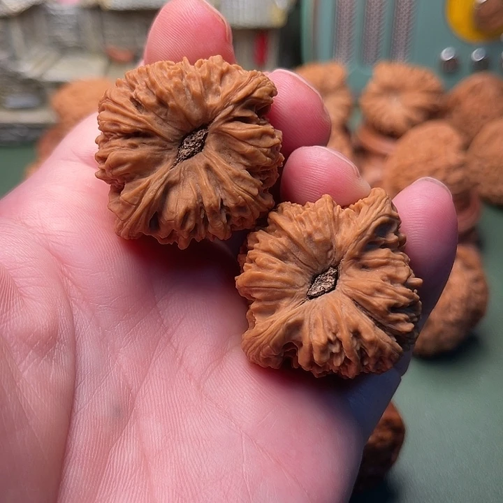 酒杯凹底魔眼南疆石