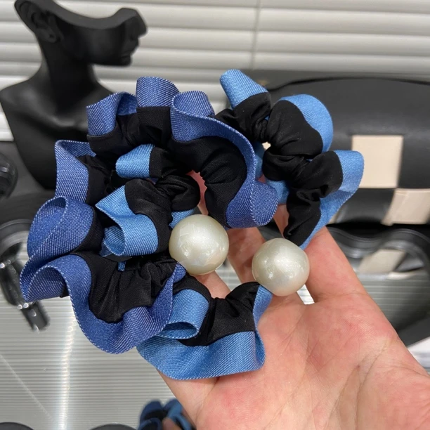 E4617 牛仔蓝撞色花边珍珠小肠圈发绳精致甜酷风发圈头绳扎发皮筋