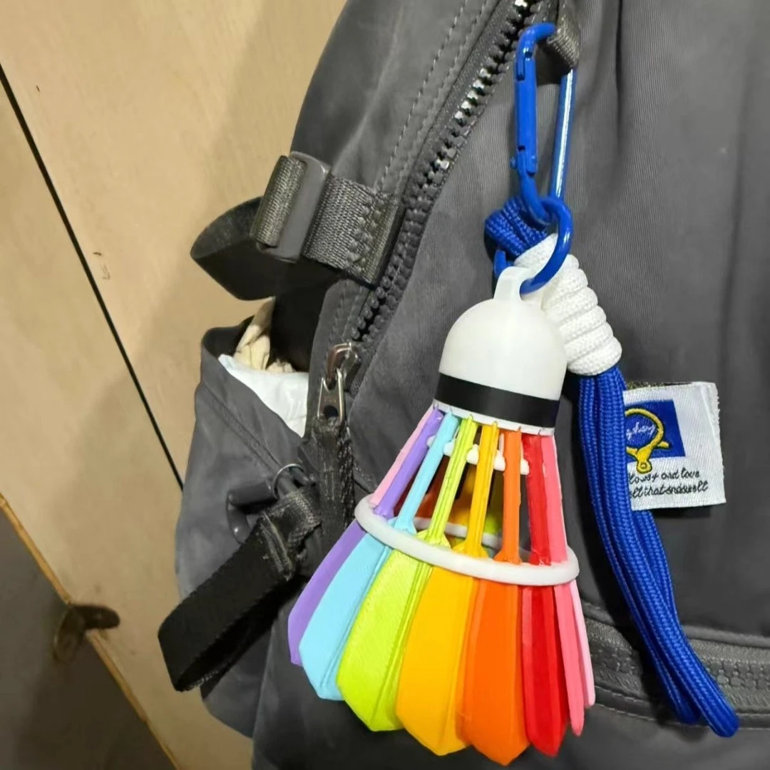 小红书同款彩色羽毛球挂件钥匙扣背包空间定制羽球人送人礼物纪念