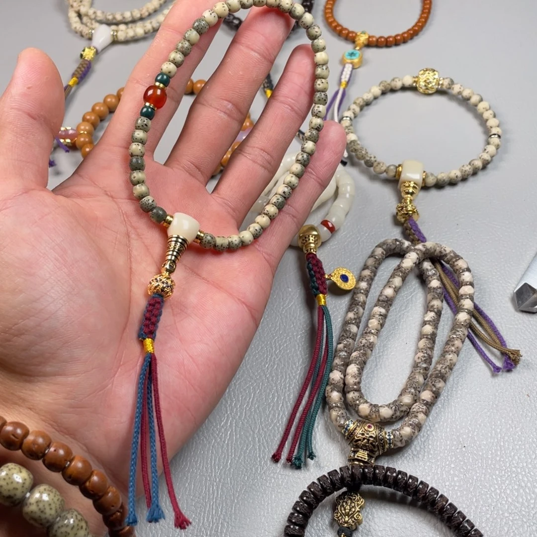 星月菩提吊坠。。。。。。。。。。。。