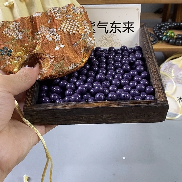 泥塑瑕疵紫气东来0.8香包