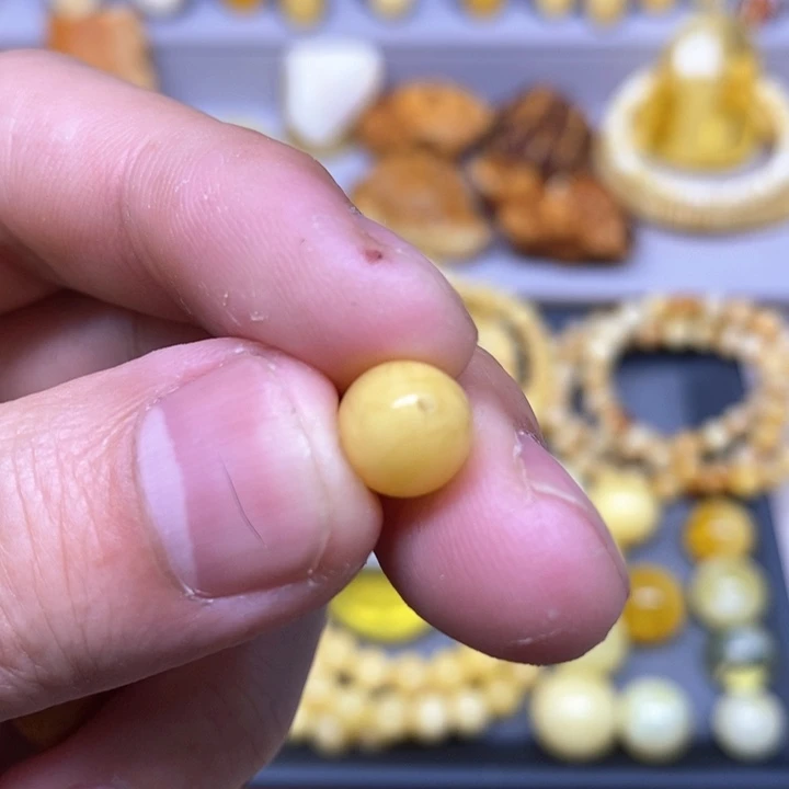 琥珀珠宝奇石未镶嵌阿*