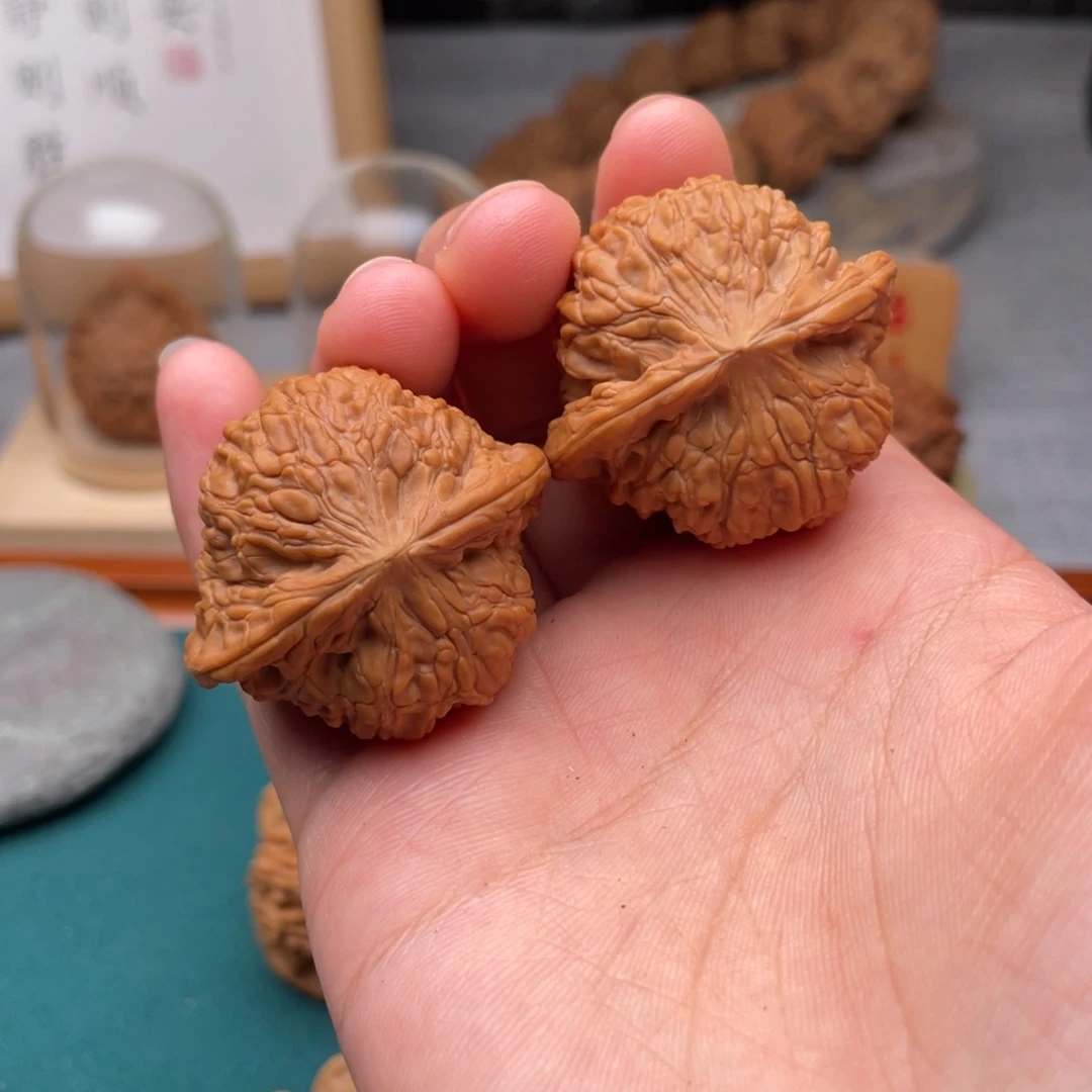 文玩核桃吊坠38尺龙洞峪