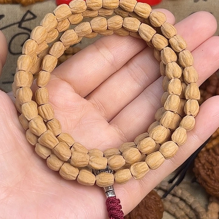 柏香籽/百香籽吊坠水滴形长腿