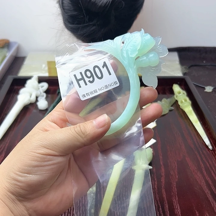 蛇纹石玉发饰合金丝**缘