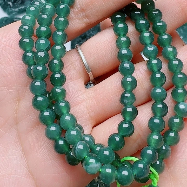 翡翠未镶嵌颈饰天然的A货翡翠多样性发其一