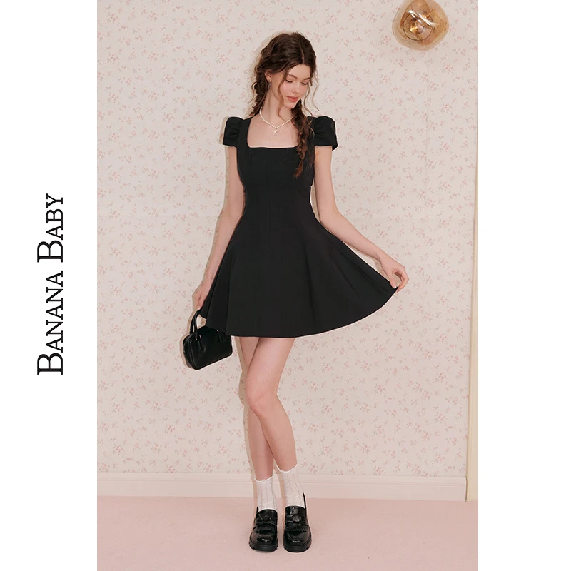 Banana Baby2025年夏新款法式方领小个子小黑裙女连衣裙D252LY104