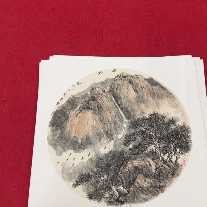 国画花鸟等图案为主的