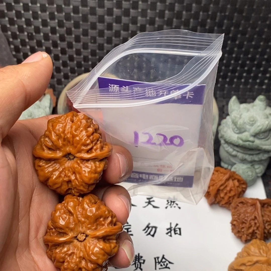 文玩核桃把件核桃