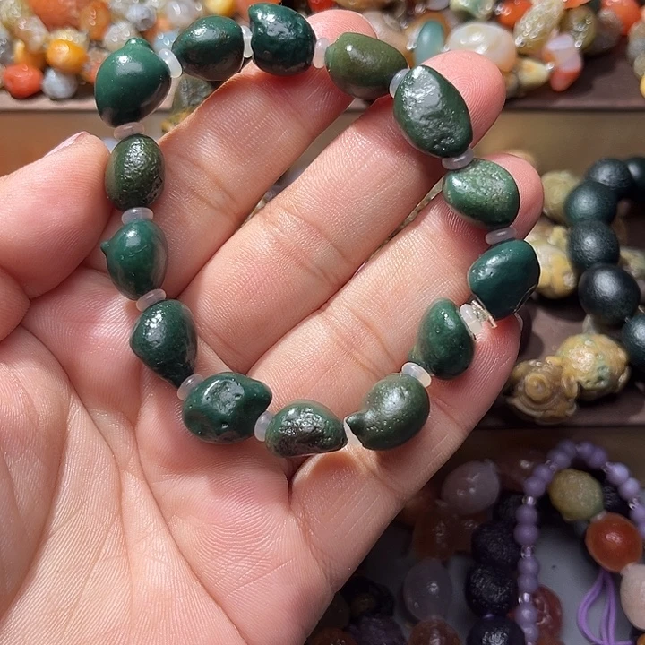 阿拉善彩玛瑙手串