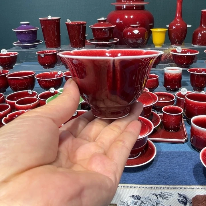 景德镇浅行窑花口杯