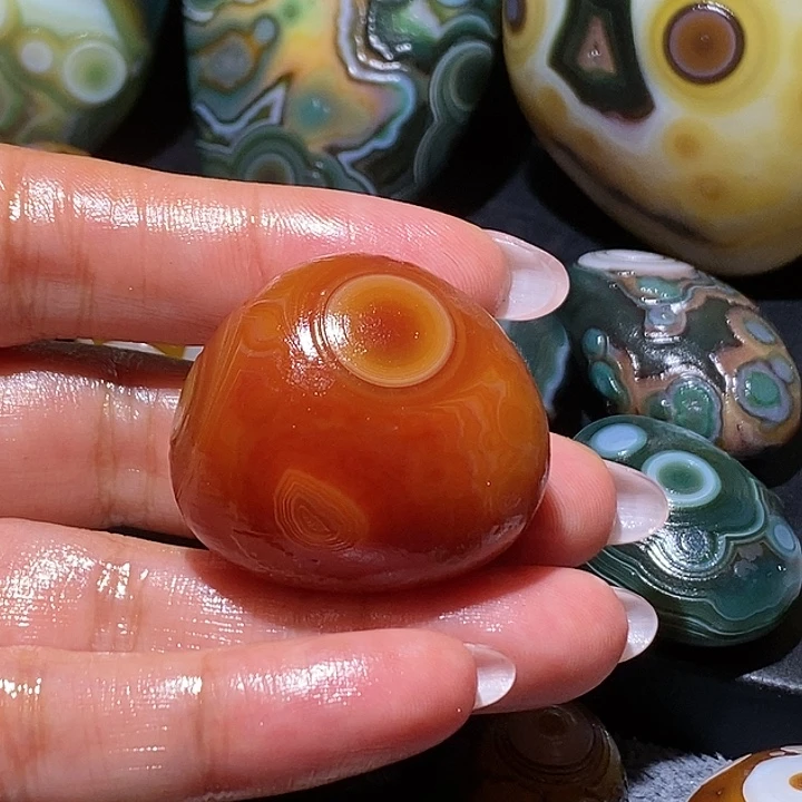 骏***刀玛瑙/玉髓未镶嵌珠宝奇石