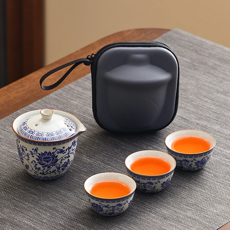 青花缠枝莲手抓壶旅行茶具qhczlkkb