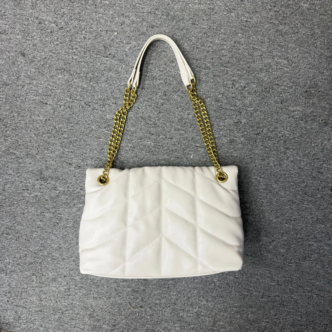 【A46】   新款经典 大爆款云朵包-白色