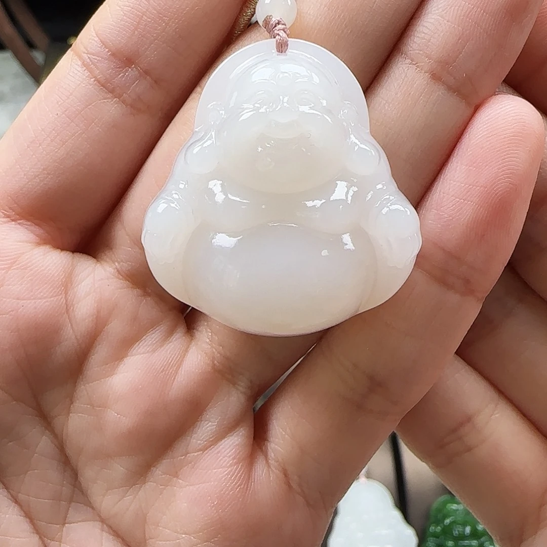 和田玉未镶嵌吊坠(赠链)