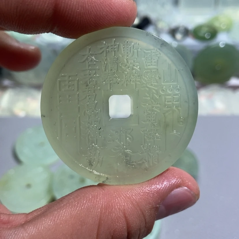 【闪购商品】蛇纹石玉颈饰未镶嵌小*