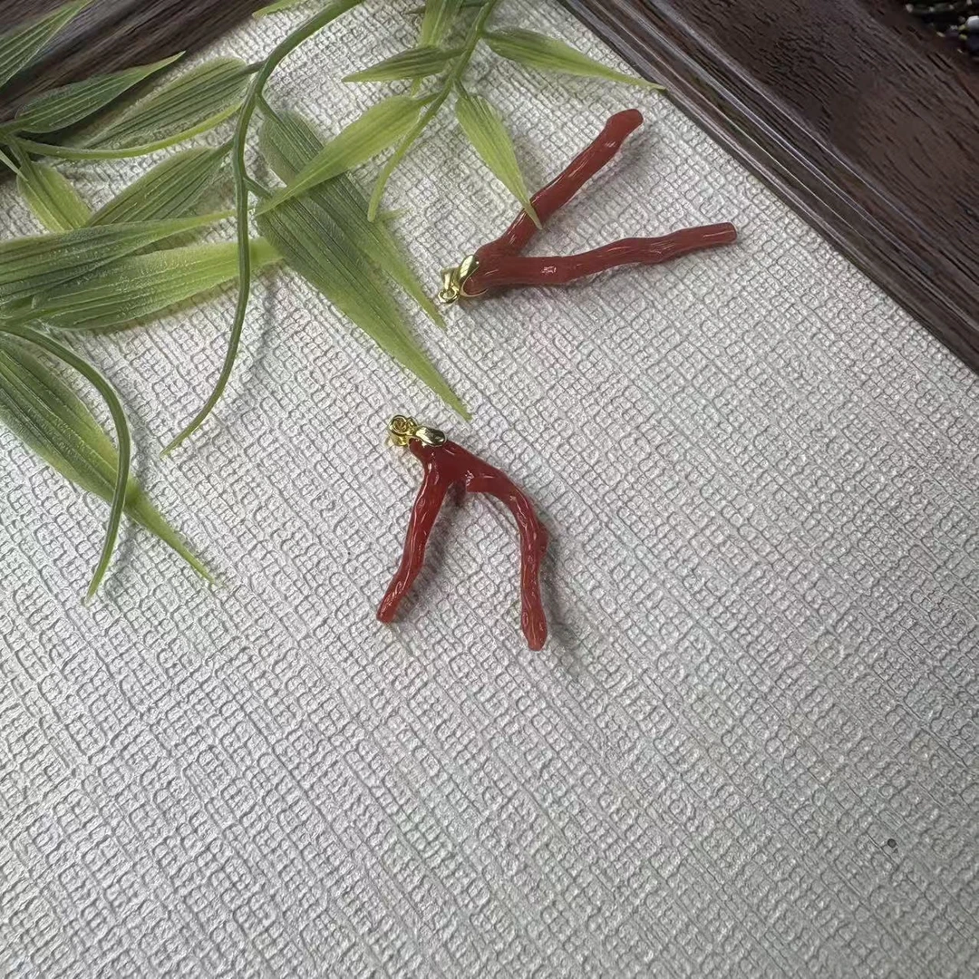 【老四珠宝】天然珊瑚树杈吊坠 多样性发其一