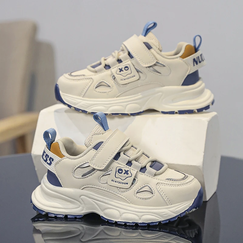 安踏联名男童鞋子2025秋冬新款透气皮面软底学生儿童老爹鞋GIOIO