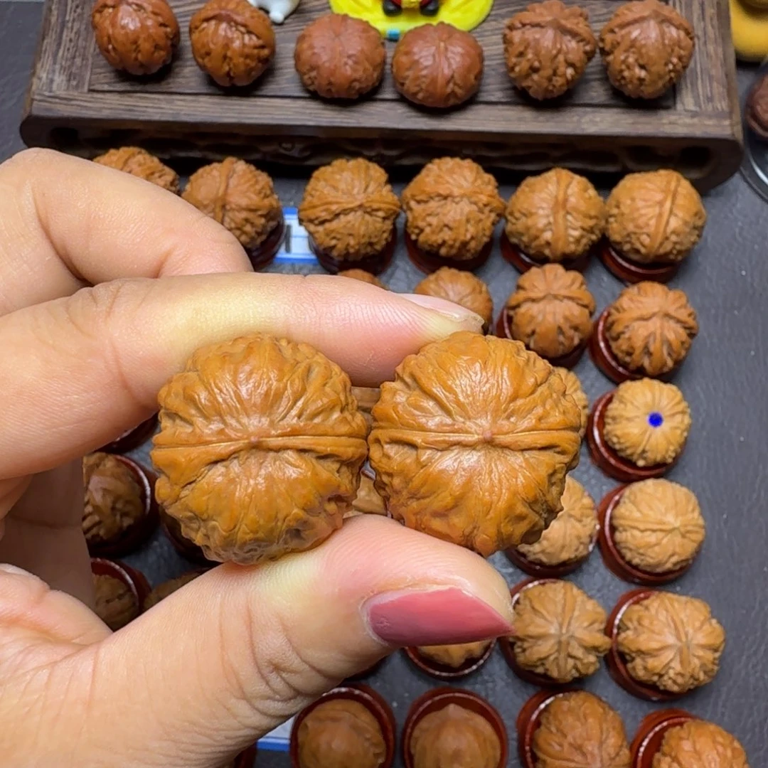 文玩核桃把件26尺焖尖矮桩磨盘001