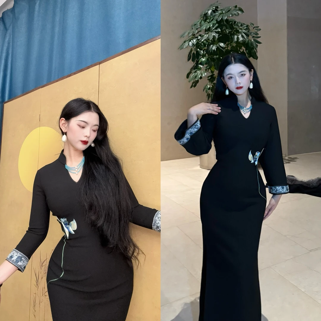 LHMknk1画报夫人原创自制新中式改良刺绣定位花旗袍连衣裙 蓝莲花