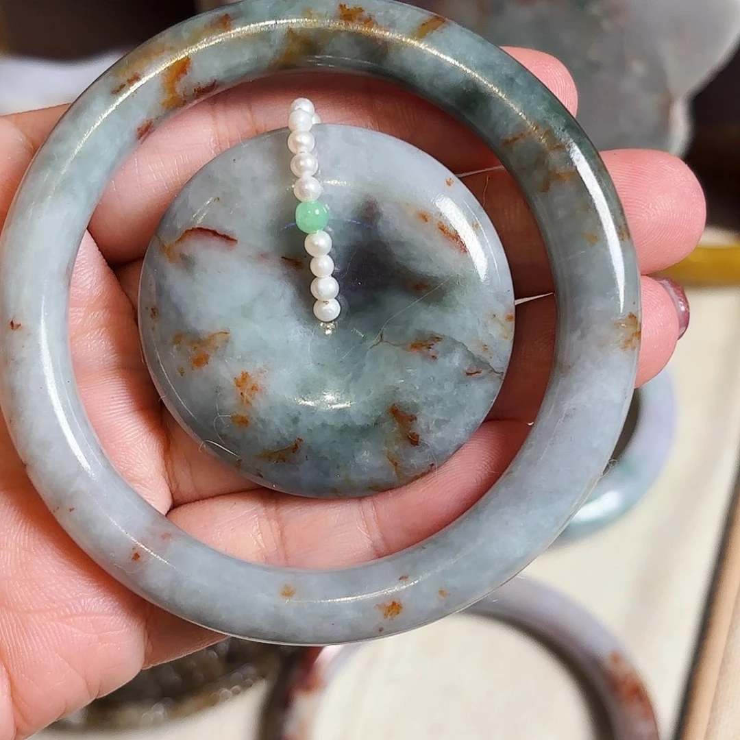 翡翠未镶嵌颈饰55圈口