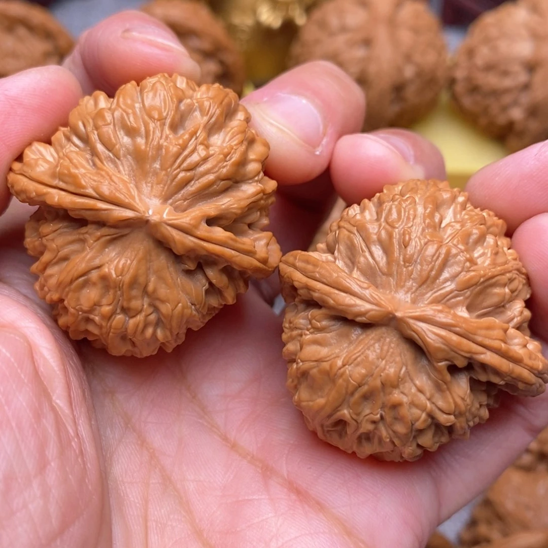 文玩核桃把件全品肉球白狮子39尺