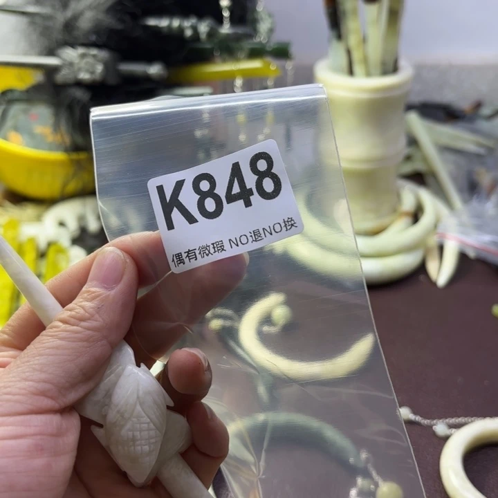 蛇纹石玉发饰合金立*