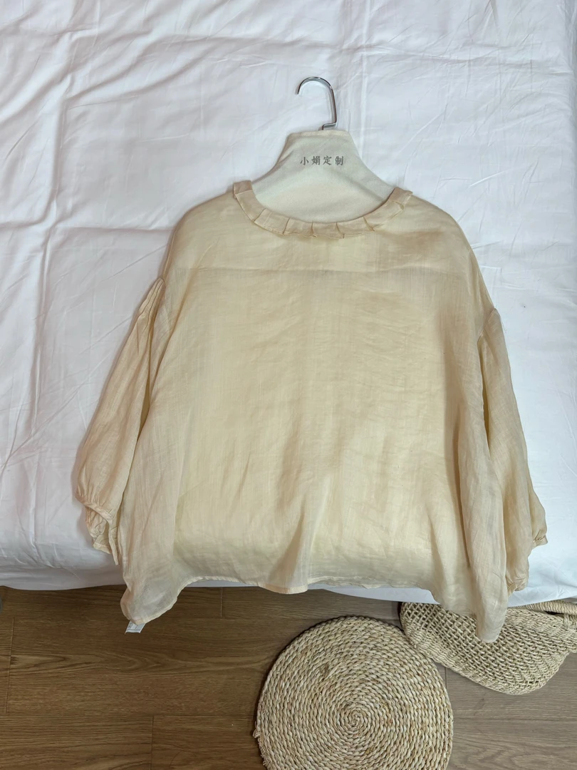 S9021 文艺纯色花边领轻盈小衫女透气宽松防晒罩衫