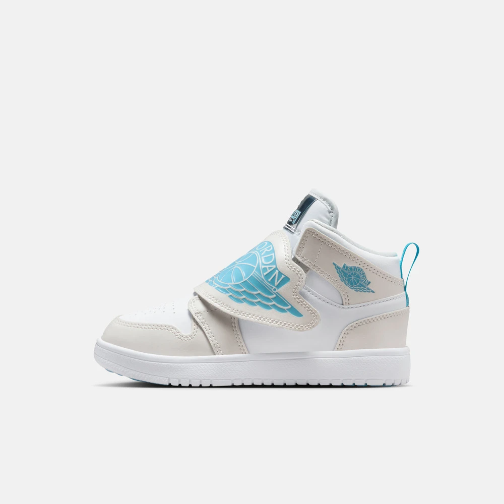 NIKE耐克新款中童SKY JORDAN 1 (PS)乔丹篮球鞋HV4767-014