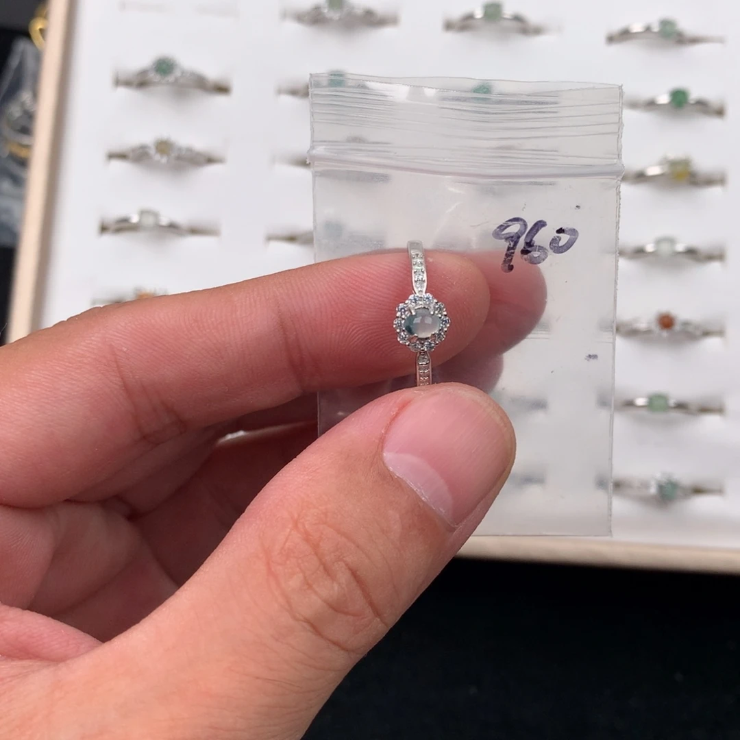 翡翠未镶嵌戒指960