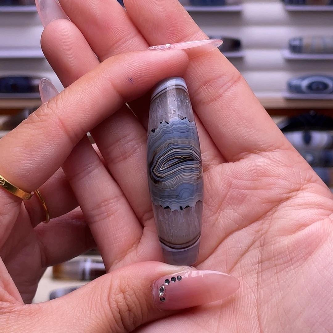 摸***后玛瑙/玉髓未镶嵌颈饰