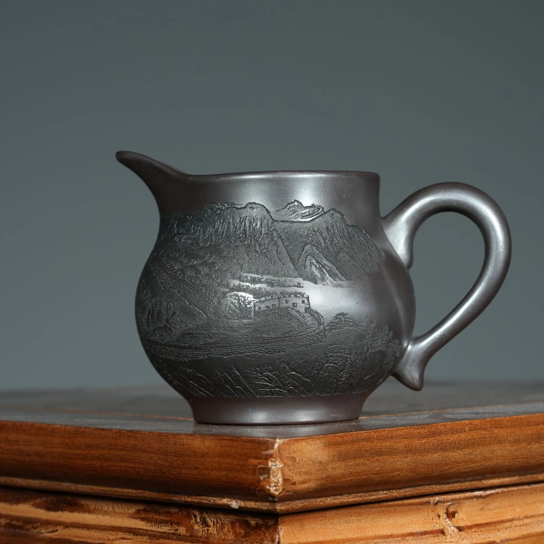 宜兴原矿高温石黄刻绘鹏程万里紫砂手工公道杯茶杯容量360CC