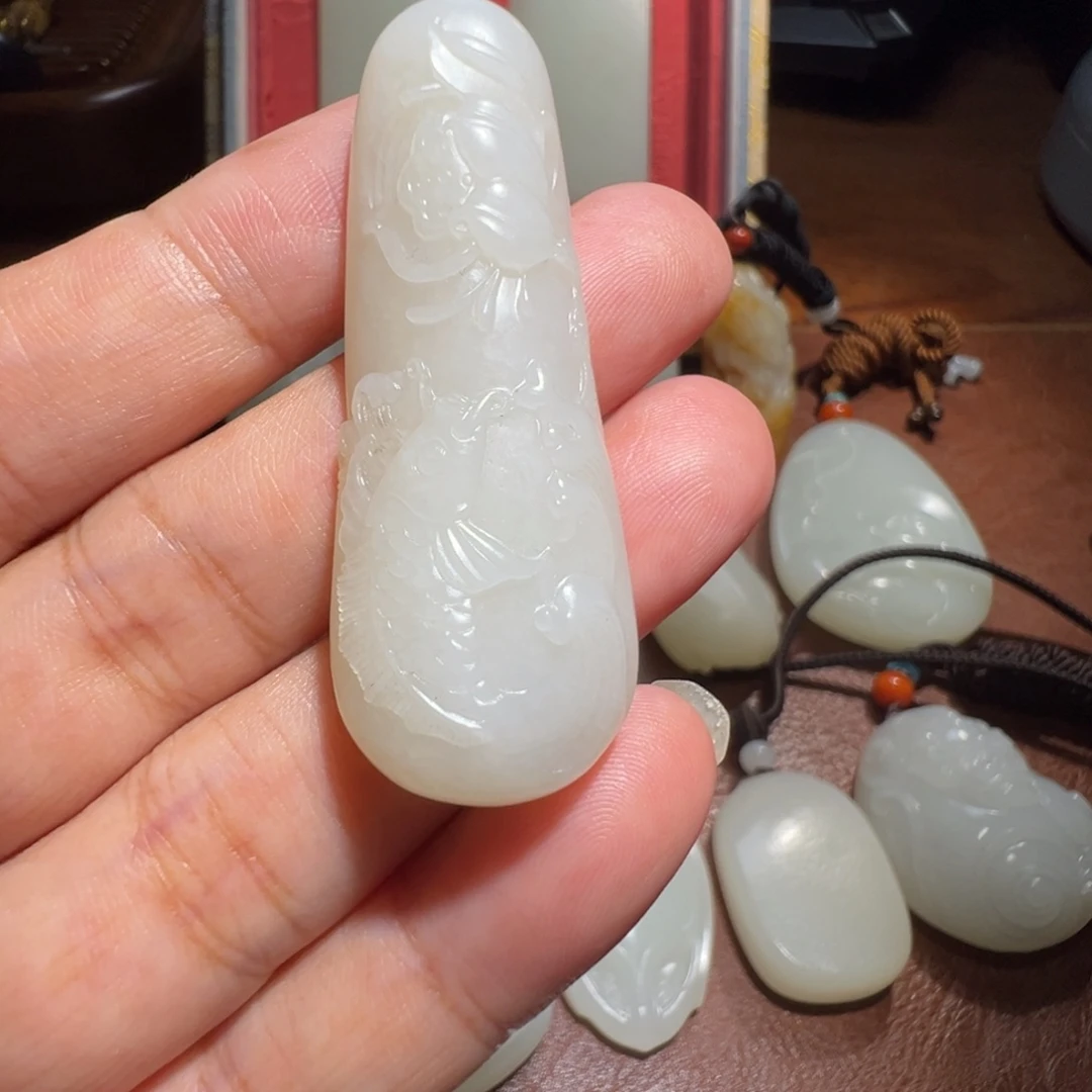 颈饰未镶嵌和田玉