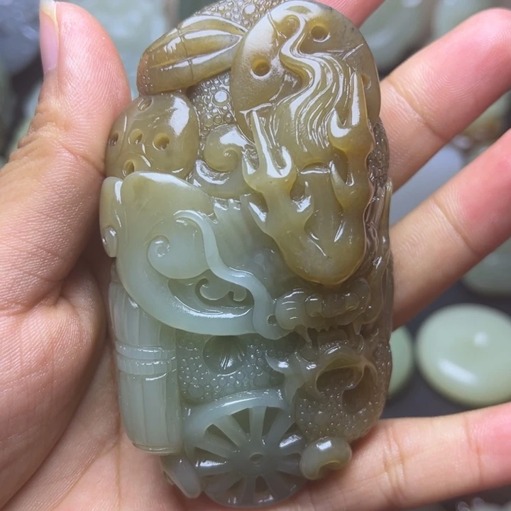 和田玉未镶嵌颈饰