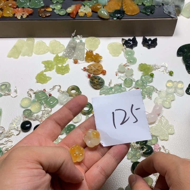 清***枝合金蛇纹石玉耳钉
