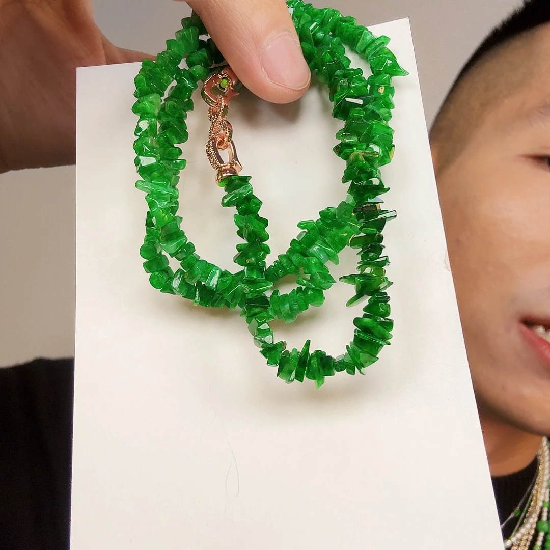 翡翠未镶嵌颈饰多样性发货只发一件