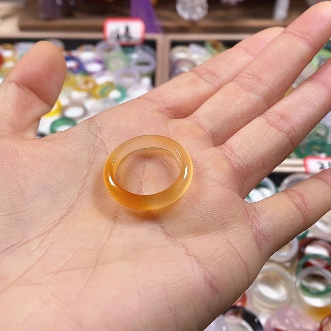 玛瑙/玉髓戒指未镶嵌?