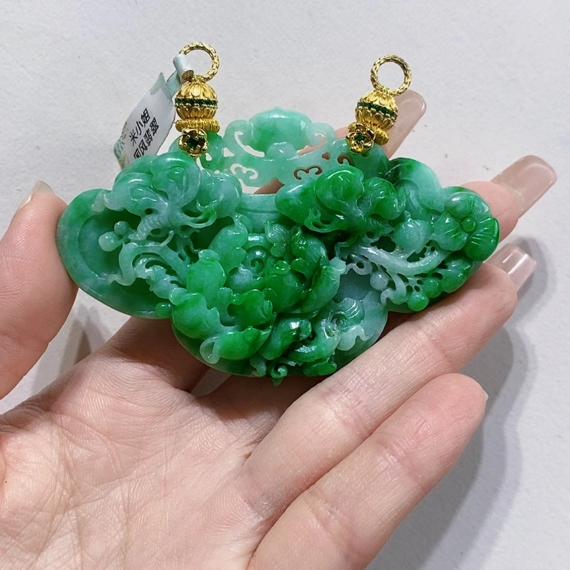 【闪购商品】翡翠未镶嵌颈饰