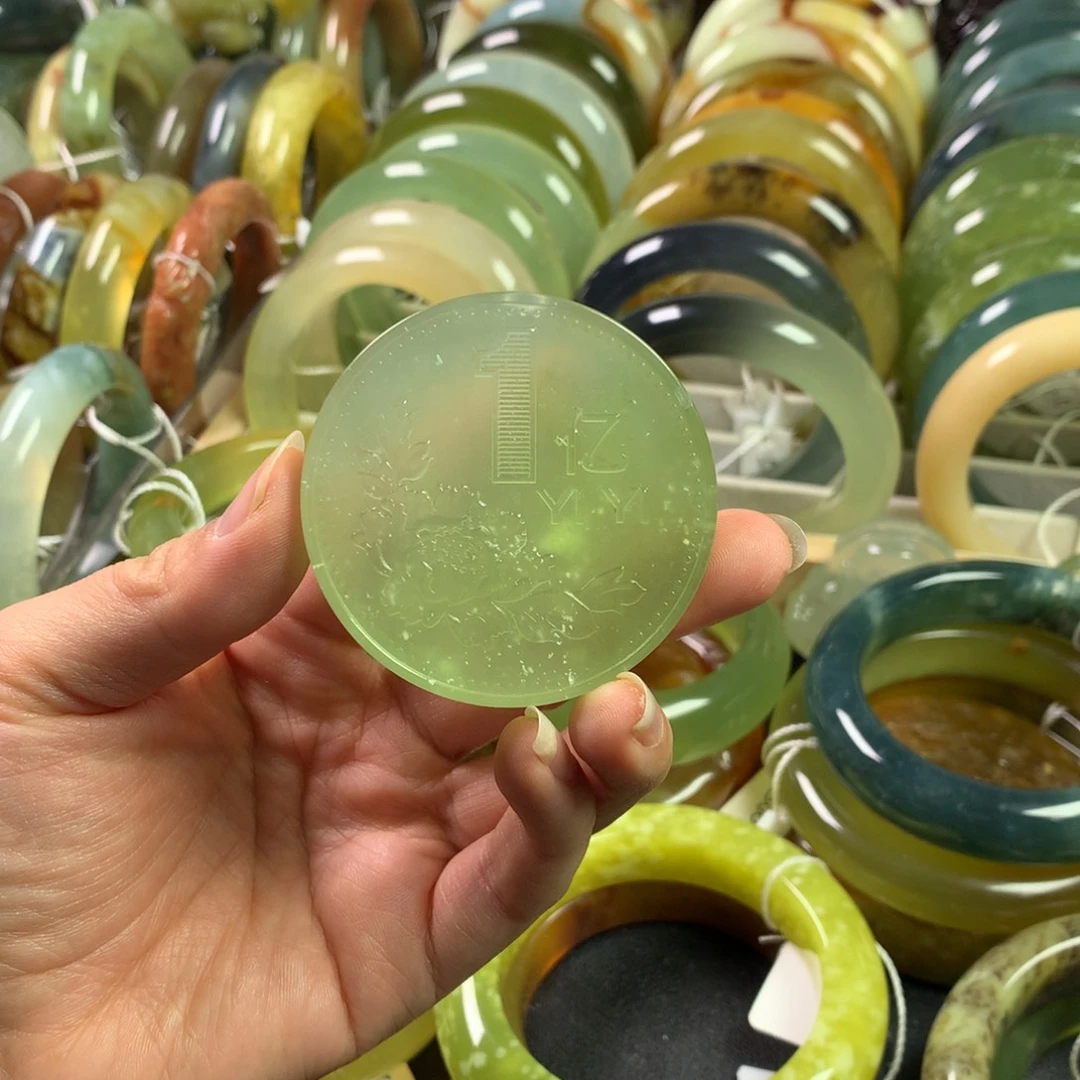岫玉未镶嵌手镯岫玉
