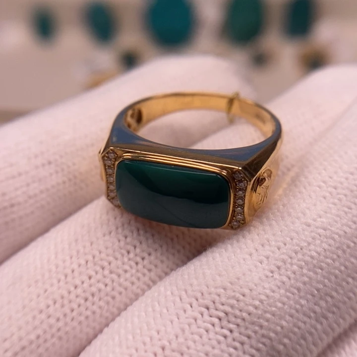 18K金镶嵌绿松石珠宝奇石马鞍戒AA1056