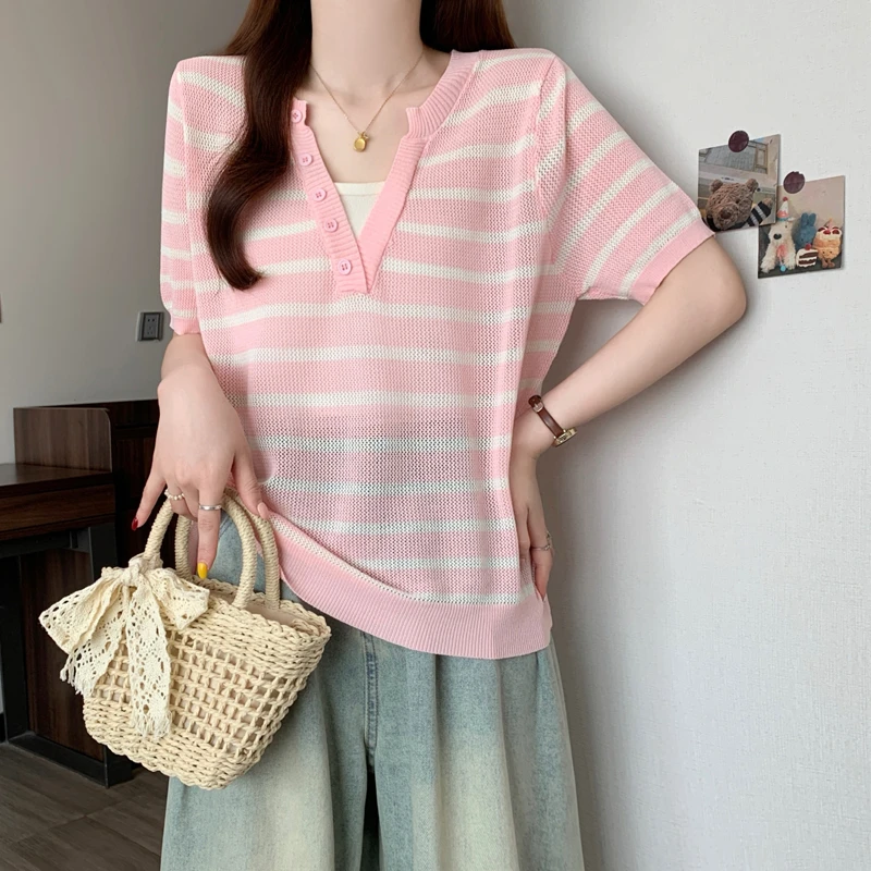 实拍2025大码胖MM假两件镂空薄款冰丝条纹显瘦洋气针织正肩上衣女