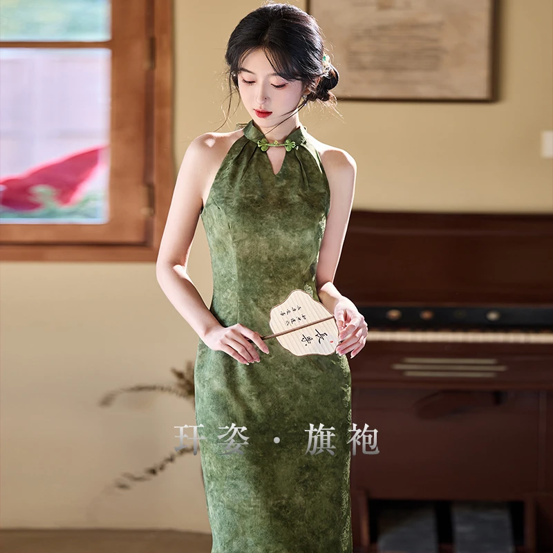 墨绿旗袍2025年新款年轻款少女新中式日常改良无袖绝美连衣裙夏季