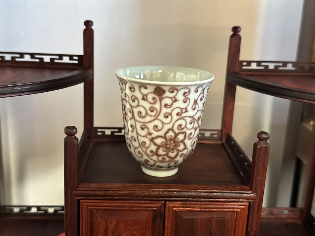 顽古*仿古泥釉里红缠枝莲纹,闻香杯满容量70ml