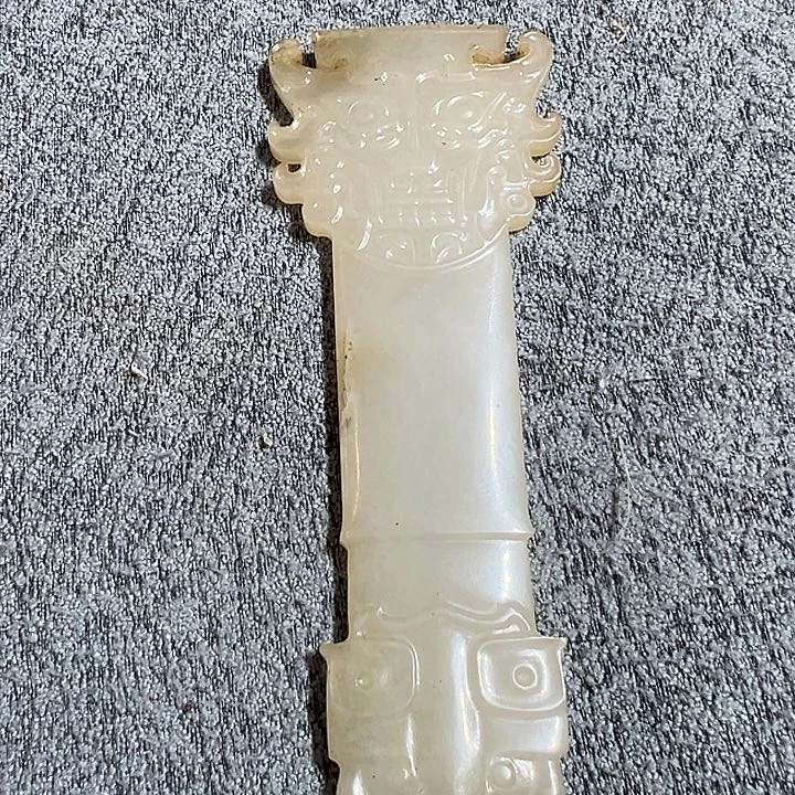 和田玉（青白玉）未镶嵌把件