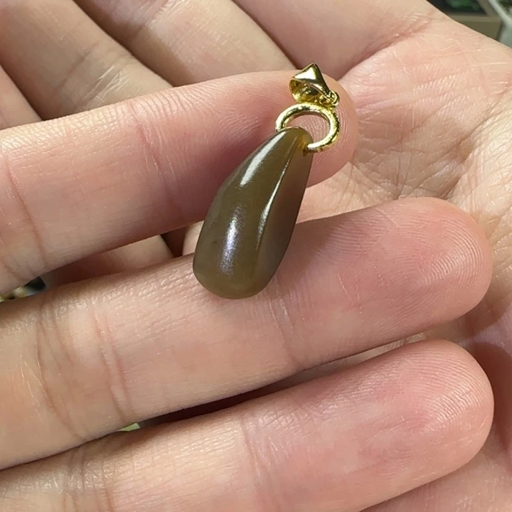 和田玉未镶嵌颈饰福利