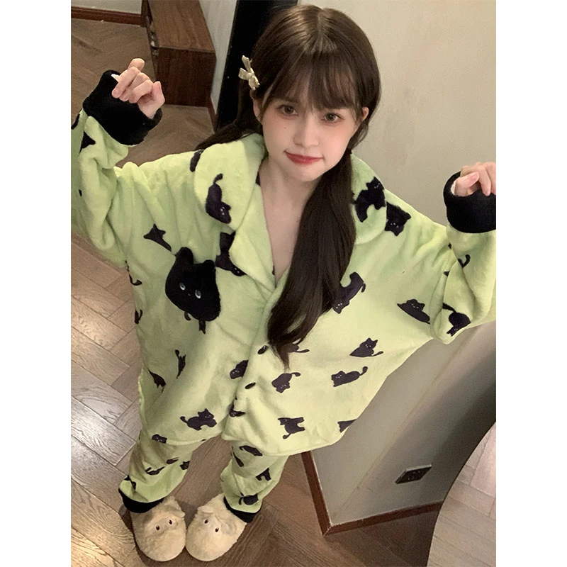 卡通黑猫珊瑚绒加绒睡衣女款秋冬季爆款加厚法兰绒学生家居服套装
