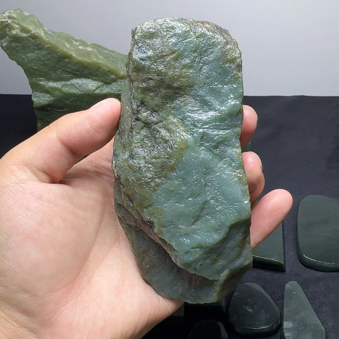 足铂镶嵌和田玉（糖玉）珠宝半成品